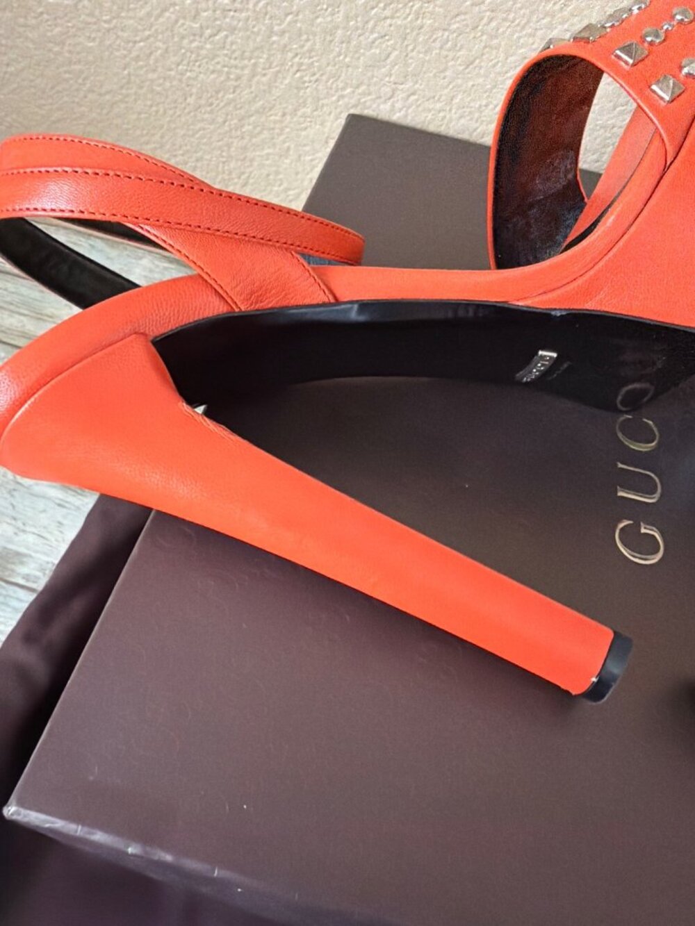 Authentic Gucci Malaga Kid Orange Leather Studded Heels EU40 US9/9.5 w/COA & Box - Picture 9 of 16